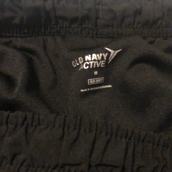 Medium Old Navy Active Shorts - Picture 2 of 2